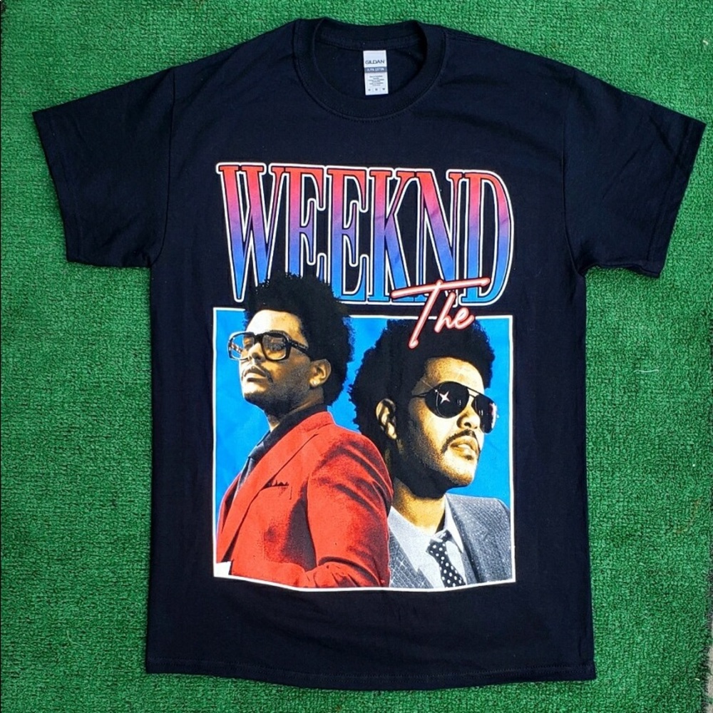Gildan Black Graphic 'Weekend' Tee with Red and Blue Artwork